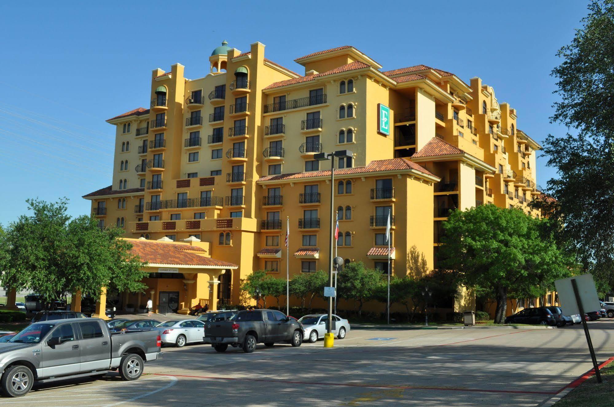 Embassy Suites Dallas - Dfw International Airport South Irving Exterior photo